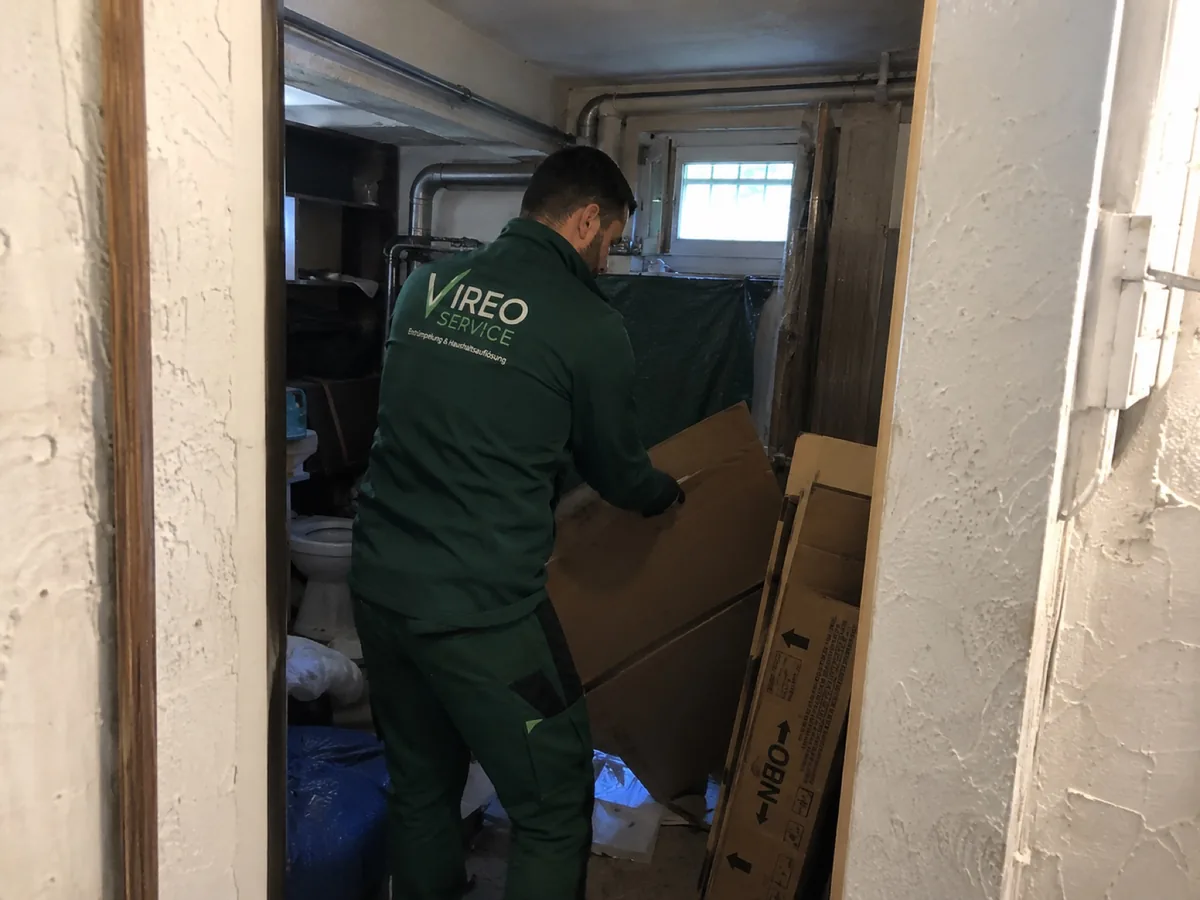Vireo Service Team bei Keller Entrümpelung